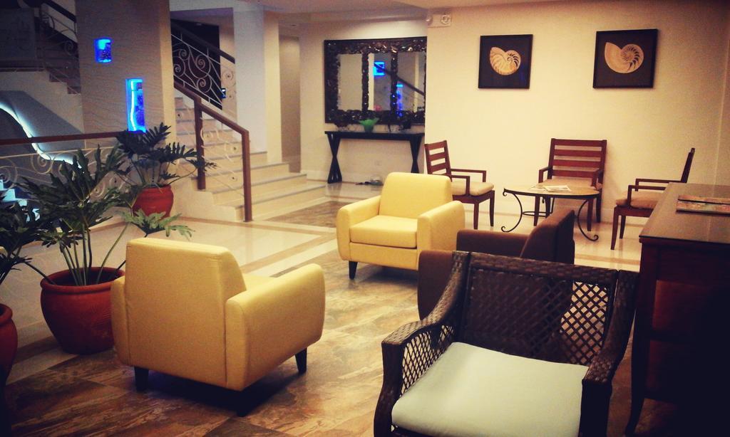The Reef Hotel And Residences Olongapo Dış mekan fotoğraf