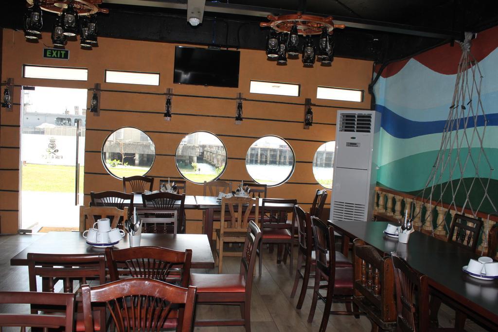 The Reef Hotel And Residences Olongapo Dış mekan fotoğraf