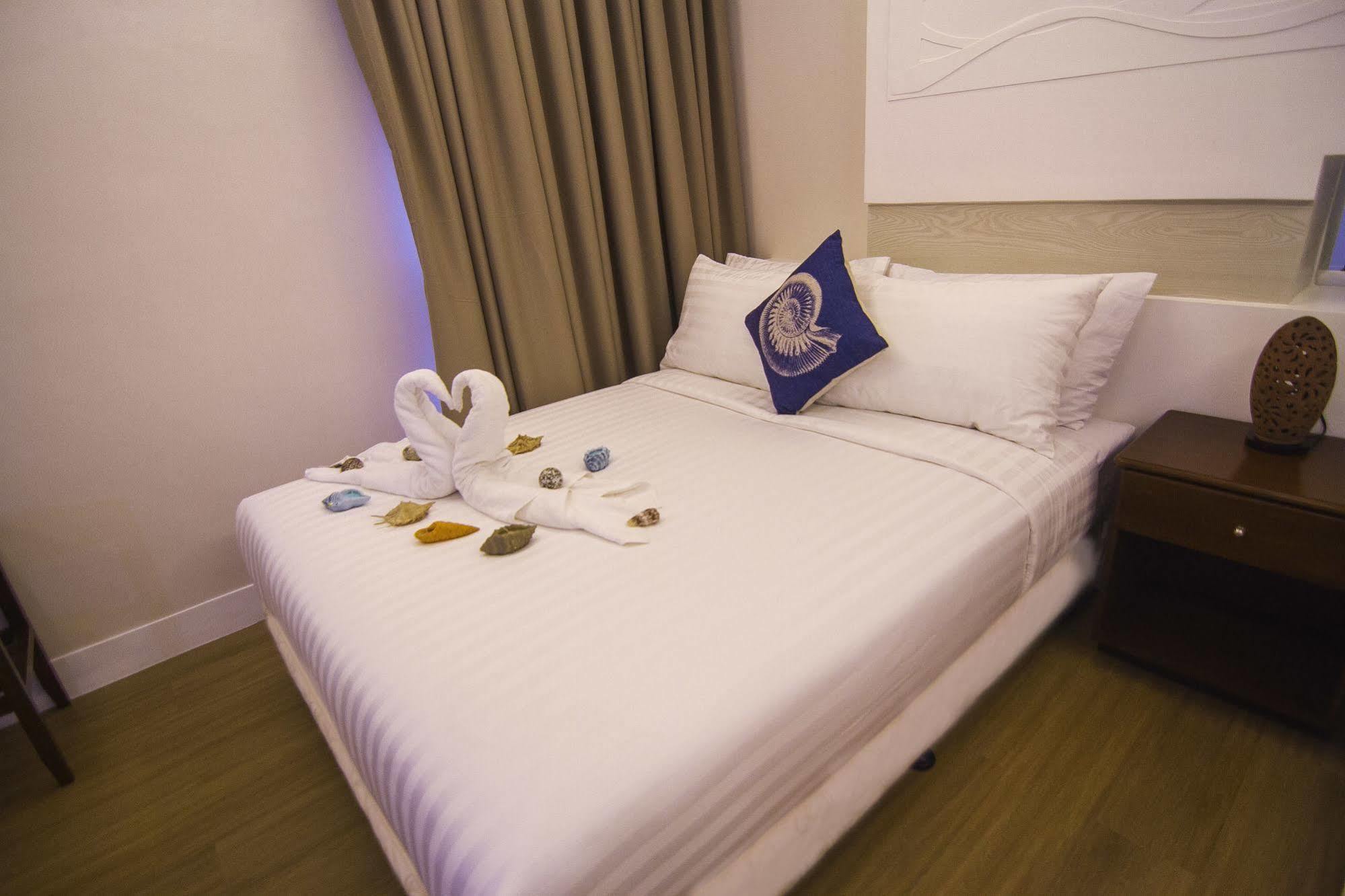 The Reef Hotel And Residences Olongapo Dış mekan fotoğraf